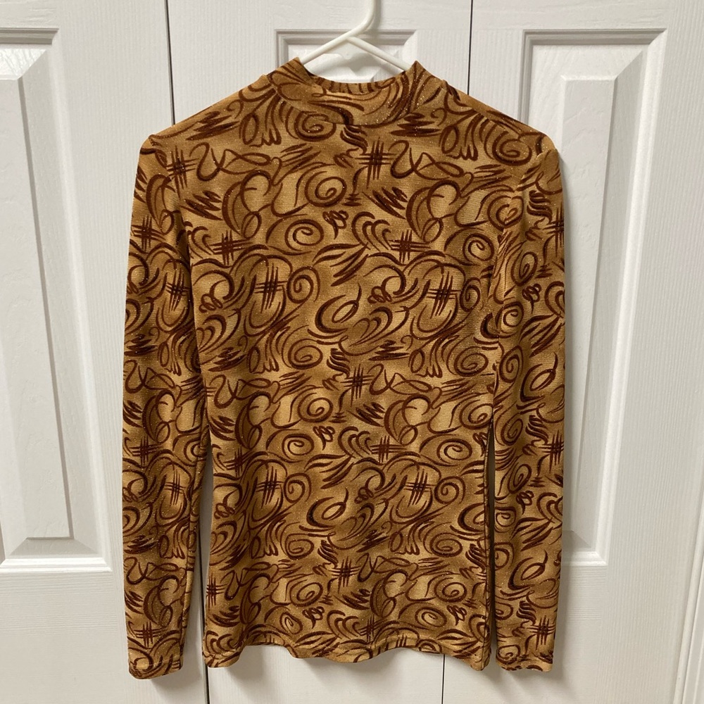 Mock neck glittery design top